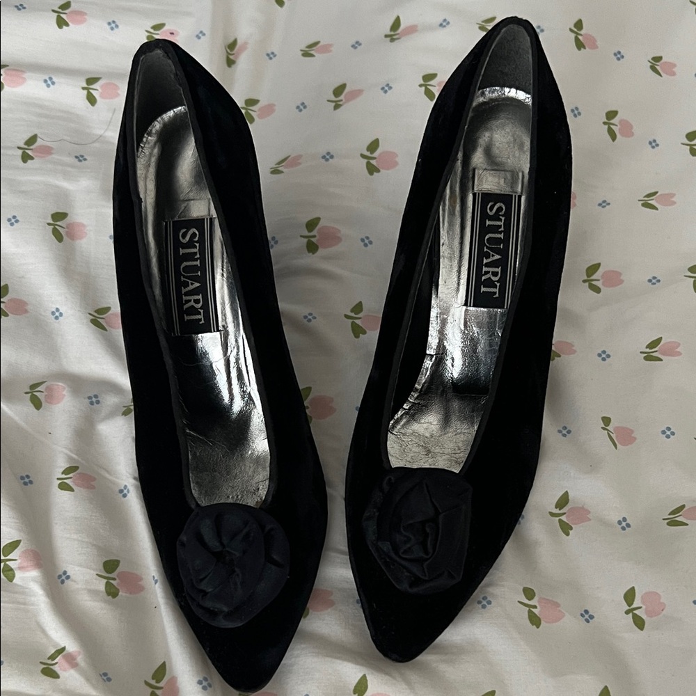 Stuart Weitzman Black Velvet Pointed-Toe Rosette Heels